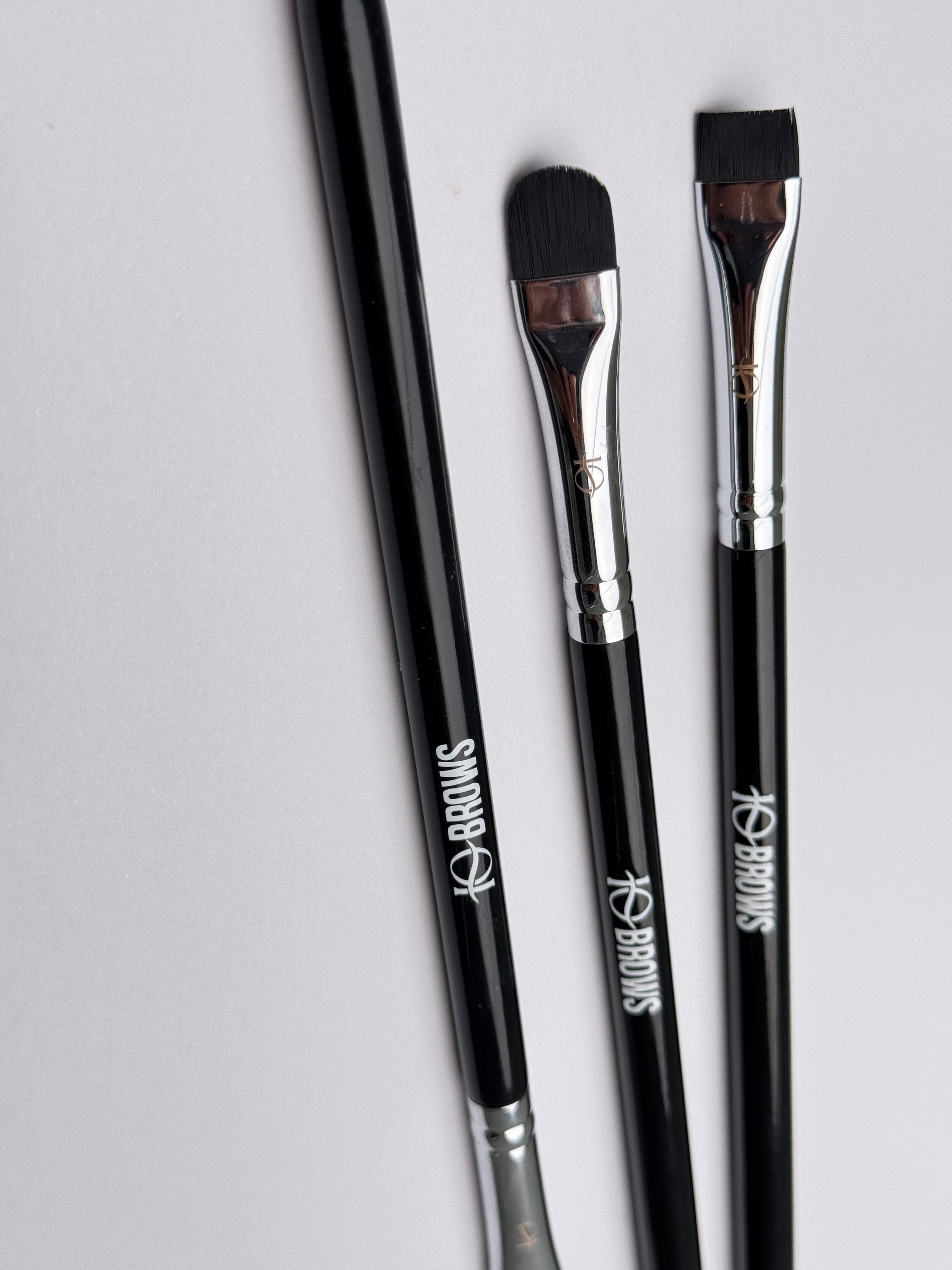 Pennello N.2 – Obliquo IO BROWS