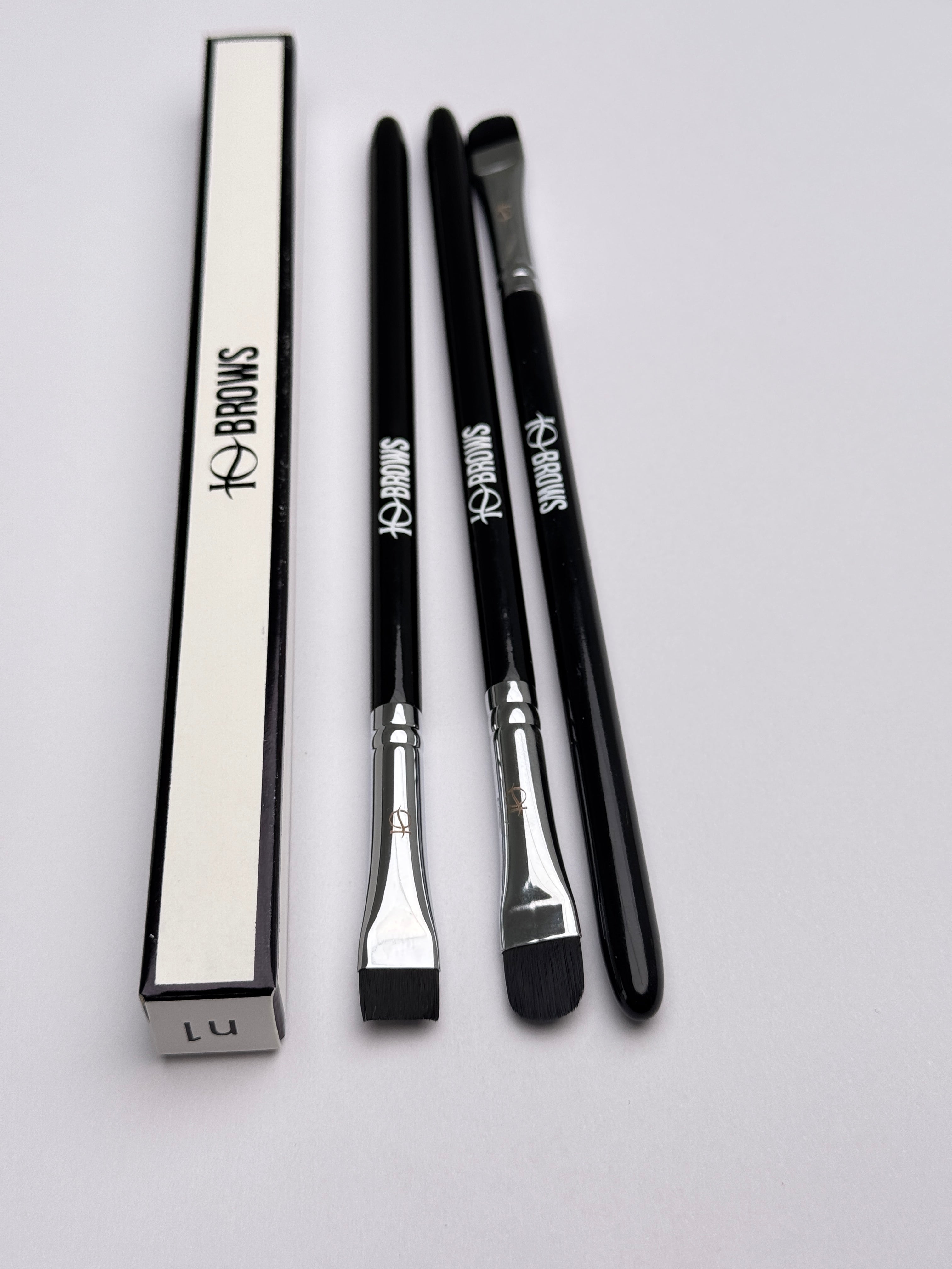 Pennello N.1 – Piatto IO BROWS