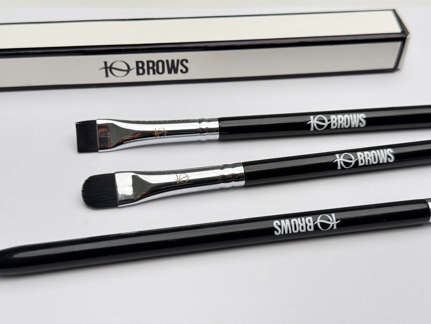 Pennello N.1 – Piatto IO BROWS