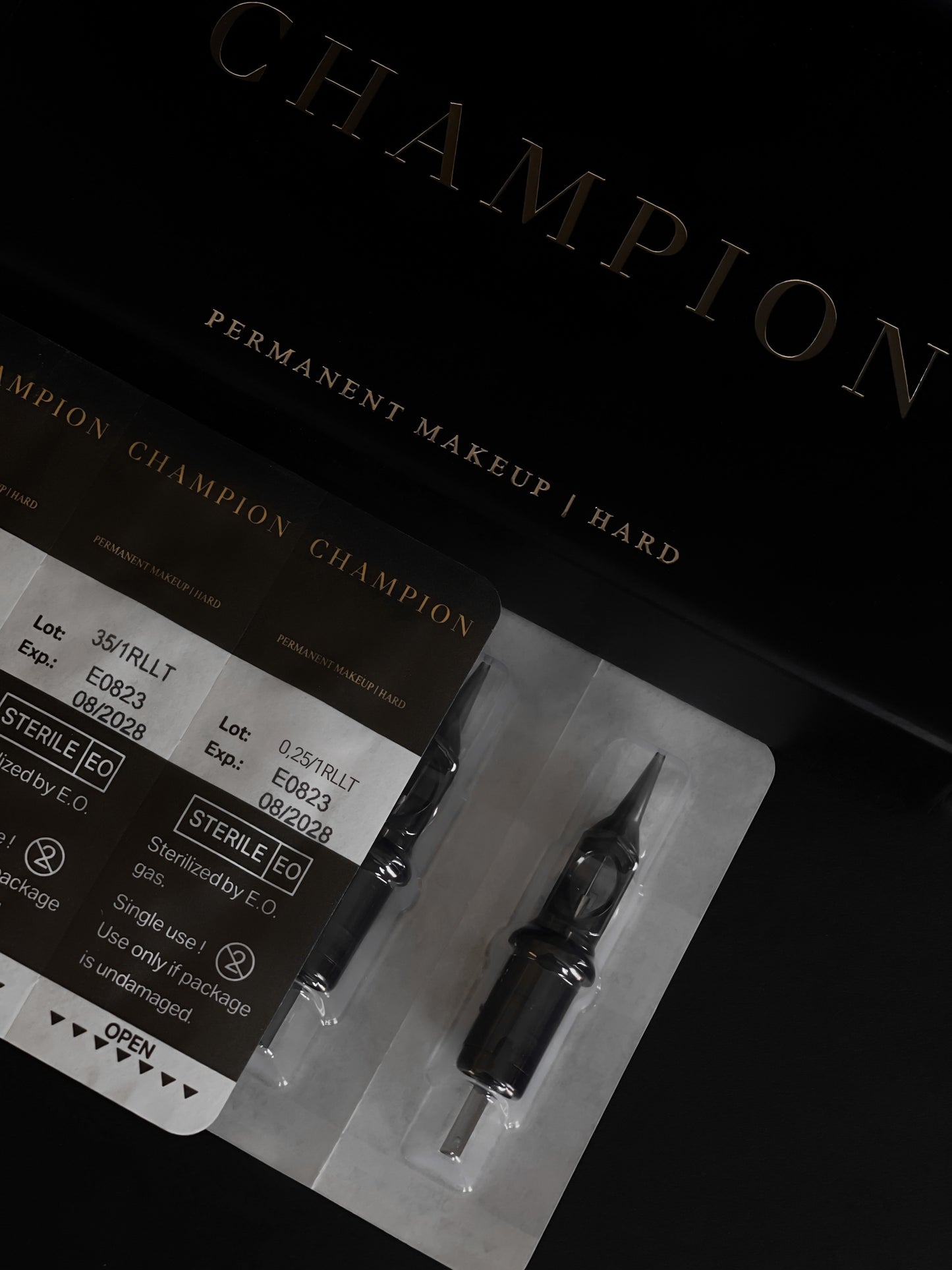 CHAMPION HARD 0,25 - 1/3 RLLT